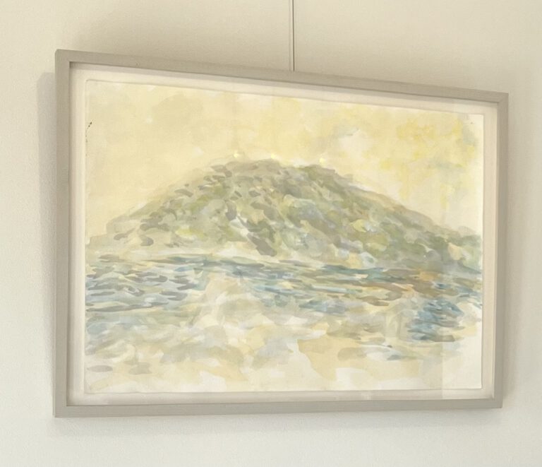 春の大浦海岸を山水画の影響を受けてワトソン紙に青墨をメインに京都の顔彩で。